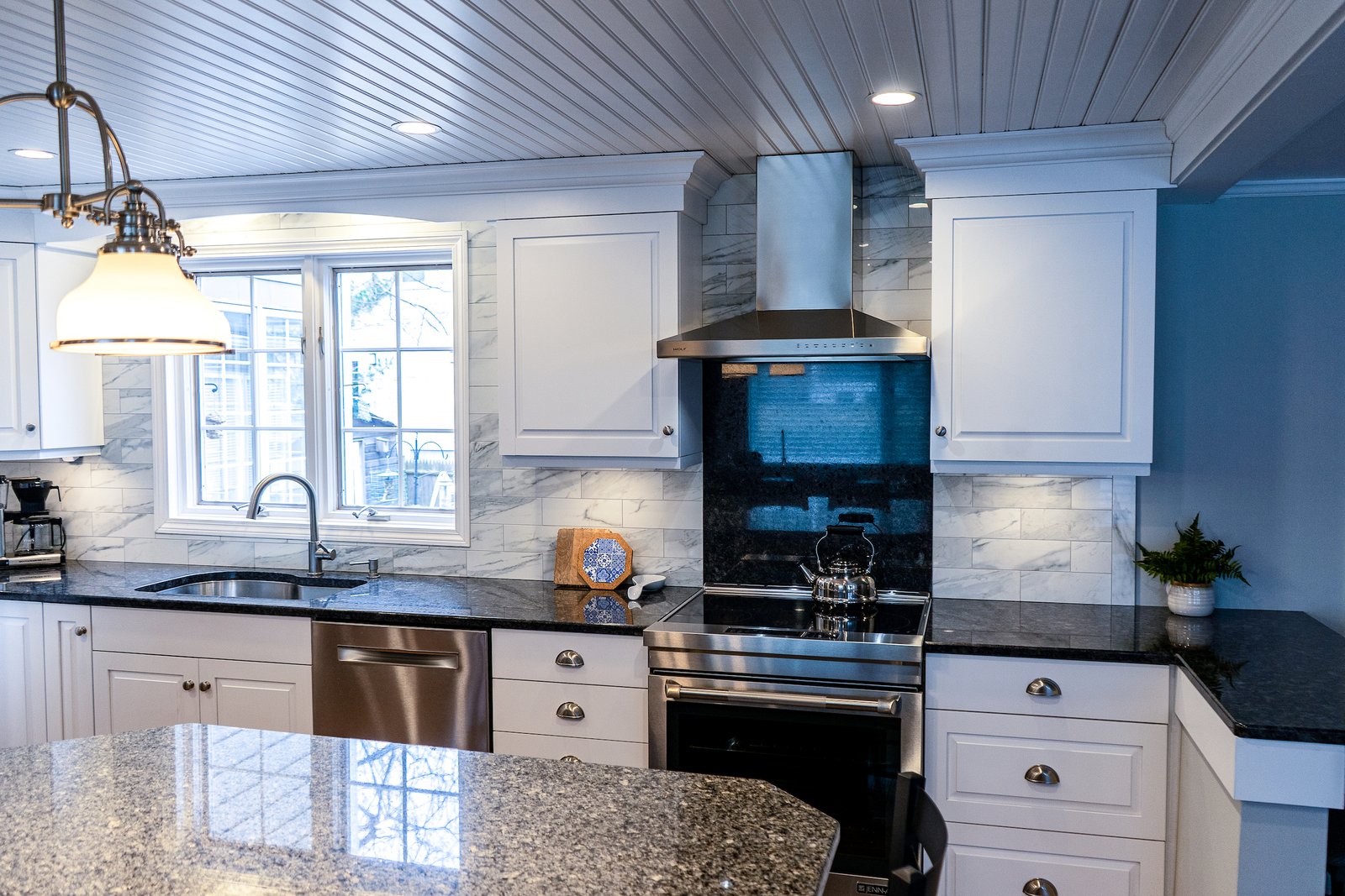 White Kitchen Cabinets