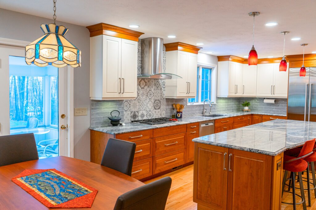 Large Kitchen Design with White Cabinets