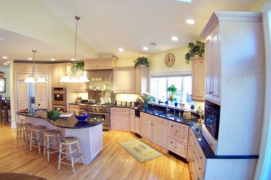 Country kitchens are warm, welcoming and wonderful!