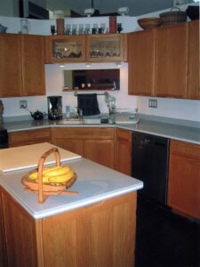 Before Kitchen Remodel 